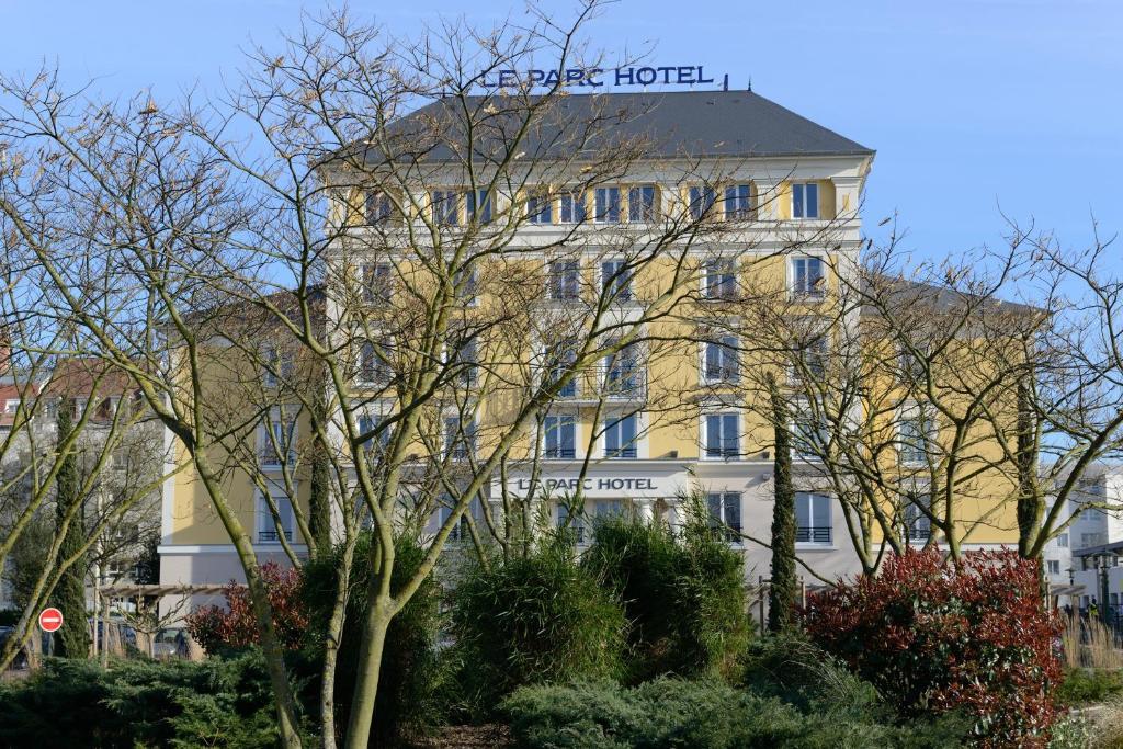 Plessis Parc Hotel Le Plessis-Robinson Exterior foto